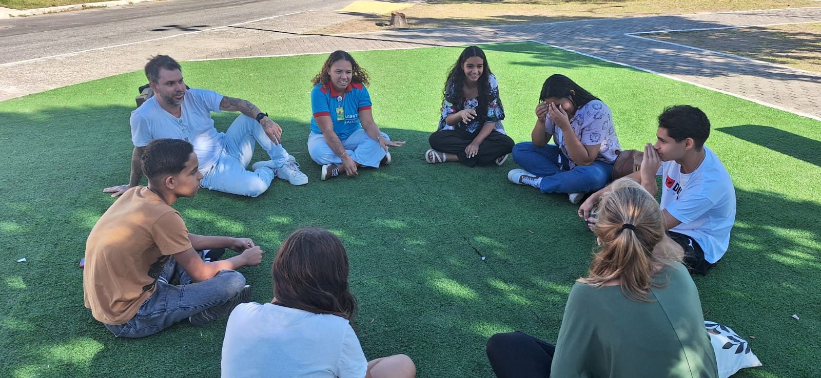 Roda de conversa Desenrola aí